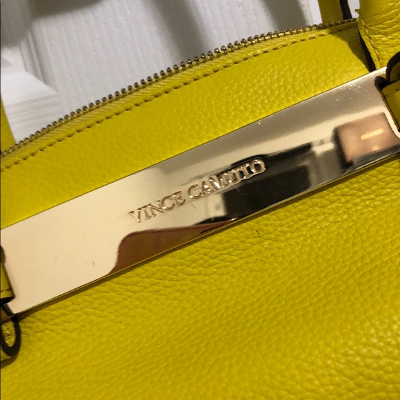 Vince Camuto genuine leather yellow satchel crossbody - Picture 7 of 8